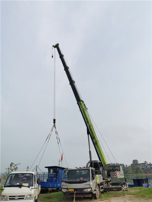 建湖县桥梁建设吊装案例